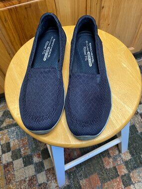 Skerchers, navy, Air Cooled, Memory Foam, Relaxed Fit slip-ons, size 8.5